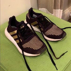 Adidas Swift Run shoes